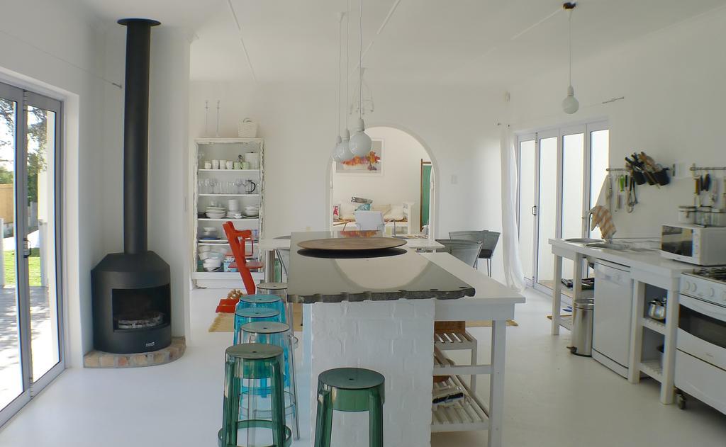 Pashasha Beach House And Hot Tub Hermanus Exterior foto